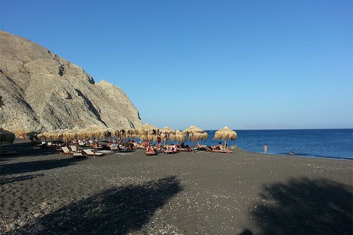 Playa-Perivolos-Santorini