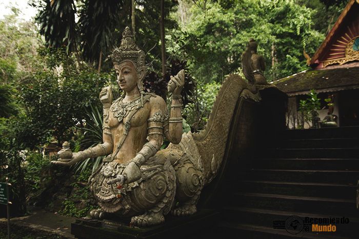 wat-pha-lat-estatua