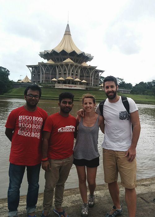 couchsurfing