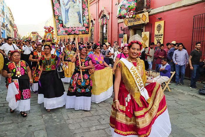 Desfile tradicional Oaxaca