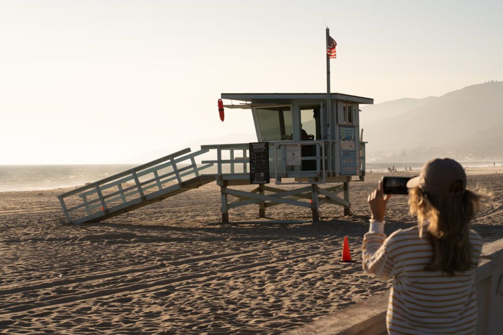 Una de esas playas típicas cerca de Malibú, en Los Ángeles, el final de nuestro road trip por la Highway 1 californiana desde San Francisco a Los Ángeles